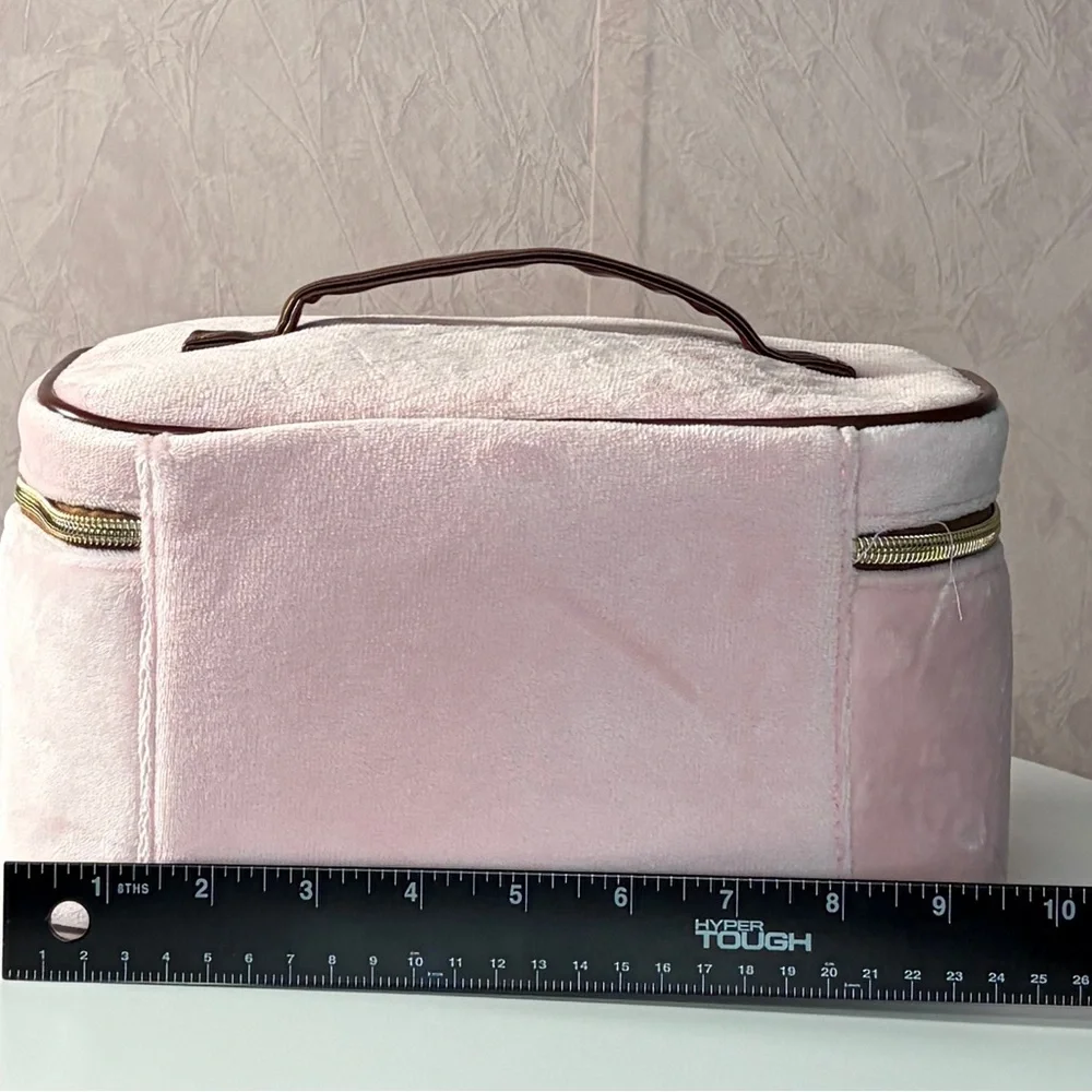 Juicy Couture Pink Cosmetic Bag Travel Case Train Case with Scottie Dogs - Picture 9 of 10